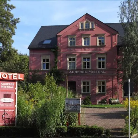 Wein-Hotel Auberge Mistral