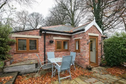 Luxury 1Bedroom Lodge in Prestwich Hotels in Whitefield