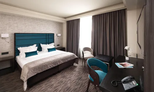 Old Town Hotel Hotels in Dumbravita