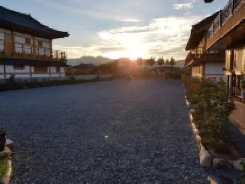 GyeongJu Ran HAN-ok Hotels near Yangsanjae