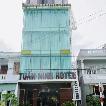 Tuan Ninh Hotel Отели рядом с достопримечательностью «Пляж Анхай»