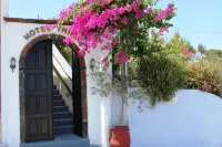Hotel Thira