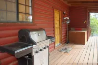 Canyon Cabin Hotels in Fawnskin