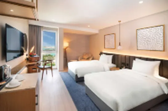 Radisson Blu Hotel and Resort Abu Dhabi Corniche Hotel dekat Corniche Beach