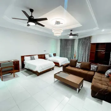Cocktail and Dreams Hotel