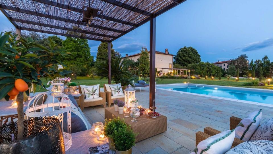 Villa Hugo in Lucca with 5 Bedrooms and 6 Bathrooms