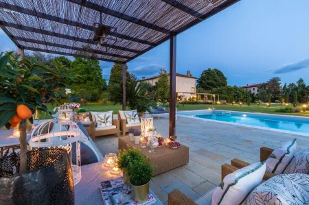 Villa Hugo in Lucca with 5 Bedrooms and 6 Bathrooms