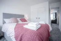Harbour Court - 2 Bedroom - Saundersfoot Hotels near Saundersfoot Beach