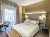 Il Divino Hotels near Central Station