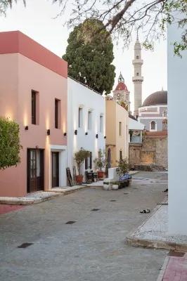 Utopia Luxury Suites - Pensions