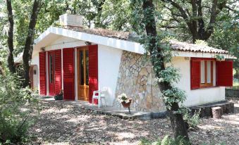 Chalet in the Woods Nestled in the Oak Forest in Monterosso Etneo