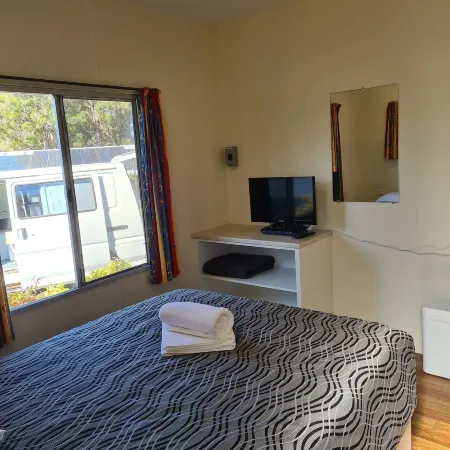 Mallacoota's Shady Gully Caravan Park Hotels in Orbost