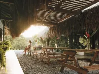 Makenke Hostel by Los Colores Ecoparque Hotels in Puerto Triunfo