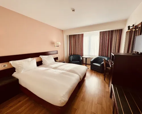 Bedford Hotel Brussels Отели рядом с достопримечательностью «Парк Дуден»