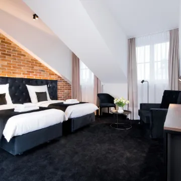Hotel Krupnicza 30 Отели рядом с достопримечательностью «Галерея Артемис»