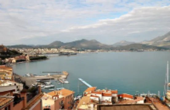 Belvedere Home with Sea View on the Gulf of Gaeta