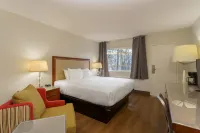 Riverfront Inn Roseburg Hotels in Roseburg