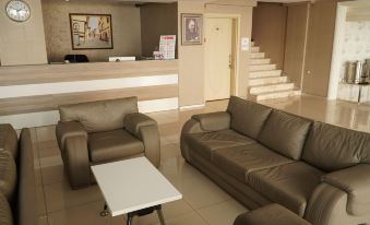 HOTEL CINAS