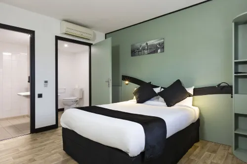 Enzo Hotels Chartres Mainvilliers by Kyriad Direct