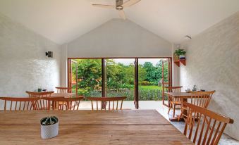 The Little White Bird Traveller Hostel