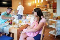 Apartmány Engadin Hotel a Loucna pod Klinovcem