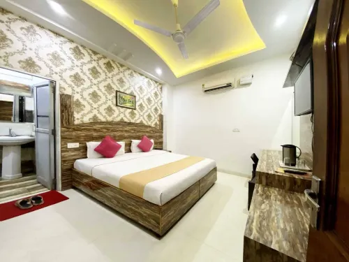 Rebirth Hotel - 2-نجوم