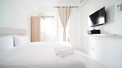 Compact and Tidy Studio at Puncak Dharmahusada Apartment Hotels in Kalijudan