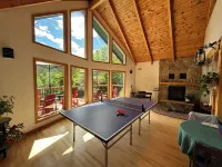 The Burgundy Dream Bed and Breakfast Hotels in Halifax