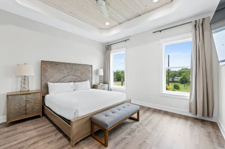 Totally Beachin Family Beach House by Panhandle Getaways