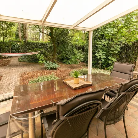 Lanaken Luxe Garden Retreat