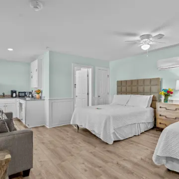 Loggerhead Inn and Suites