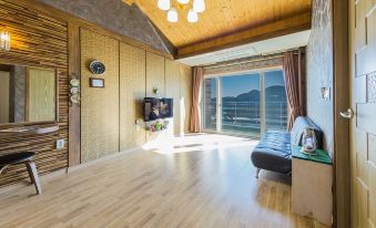 Namhae Oceanview Pension