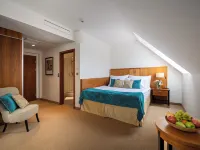 Hotel Silenzio Hotels near Prague 6