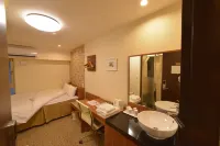 Kariyushi LCH. Izumizaki Kencho Mae