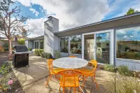 Mid-Century Modern Eichler Home - Lilian