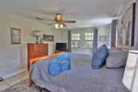 Serene Escape with Swimming Pool and Cozy Fireplace - Charming Haven