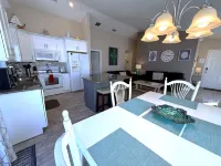 Stunning Retreat - Private Resort Home - Pool, WiFi, Patio