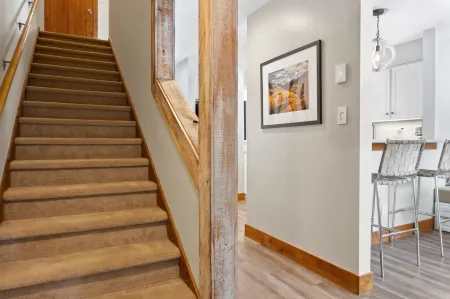 Cozy Fireplace and Private Outdoor Patio - Stylish Mountain Retreat