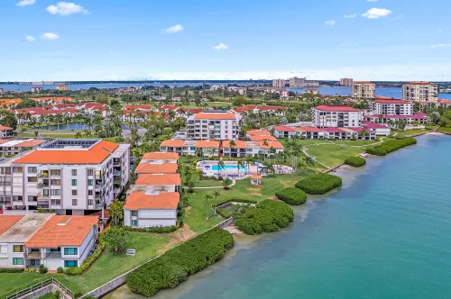 Southern Views and Luxurious Amenities - Stunning Waterfront Oasis