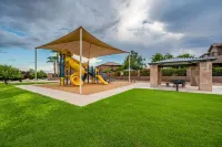 Heated Pool, Outdoor Bar and Game Room Retreat - Stunning Oasis