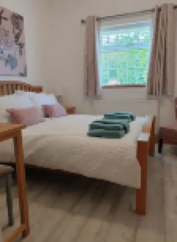 York   Two Bedroom Cottage Close to City of York  Check in day Saturday