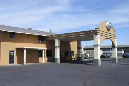 OYO Hotel Eloy Casa Grande Near I-10