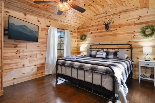 Secluded Paradise - Hot Tub, Fire Pit, Tranquil Setting Hotel di Lumpkin County