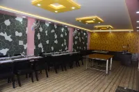Hotel Gridhakuta International - breakfast