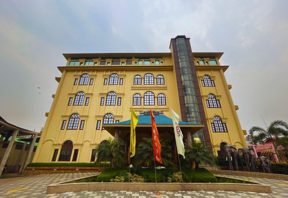 hotel overview picture