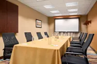 Fairfield Inn & Suites Minneapolis-St. Paul Airport - Pysäköinti
