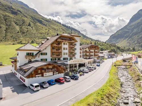 Alpenromantik-Hotel Wirlerhof Hotels in Galtür