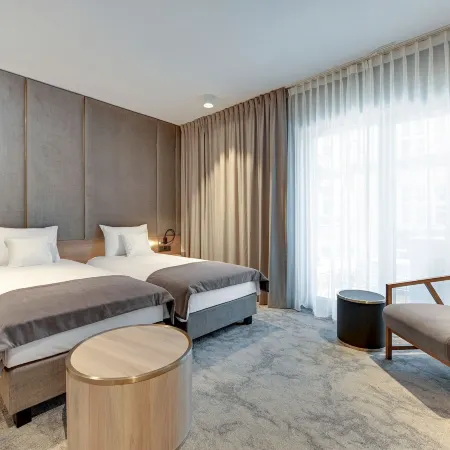 Hotel Grano Gdańsk Old Town Отели рядом с достопримечательностью «Железнодорожная станция Gdansk Lipce»