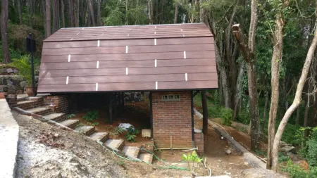 Seribu Batu Songgo Langit Resort & Camp Отели в г. Imogiri