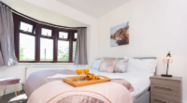 HC Property - Mountford Hotels in 